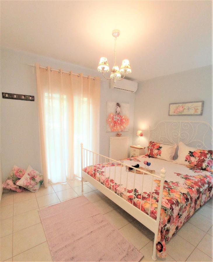 G Apartment In Agia Efimia ภายนอก รูปภาพ